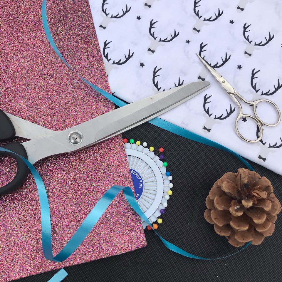 Atelier pochette Noël liens